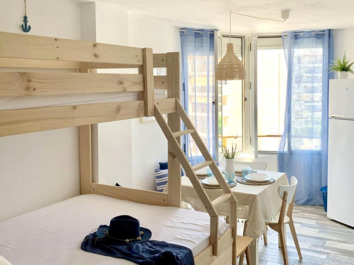 Apartbeach La Brisa Y Frente Playa ลาปีเนดา ภายนอก รูปภาพ