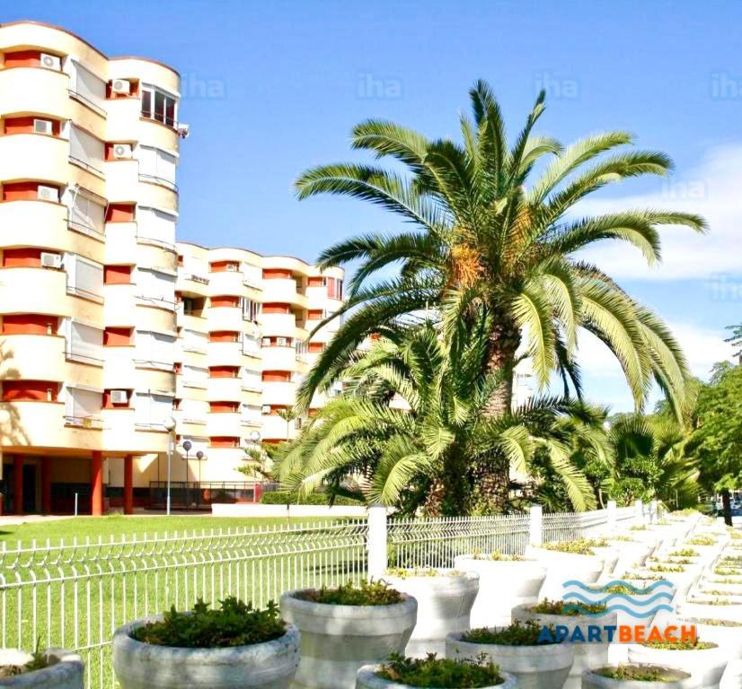 Apartbeach La Brisa Y Frente Playa ลาปีเนดา ภายนอก รูปภาพ